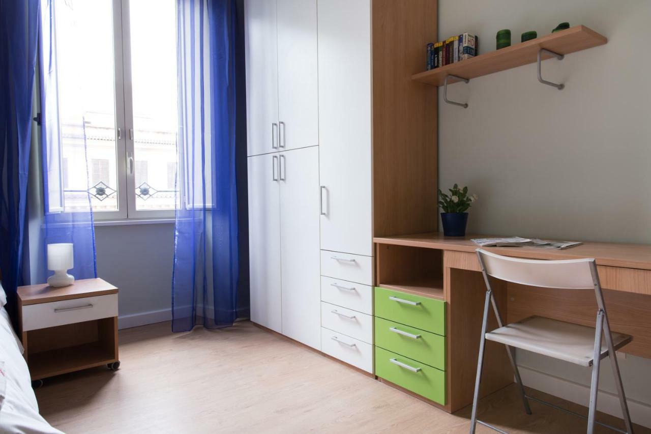 Beautiful Apartment In San Giovanni Close To Colosseo Rome Exterior photo